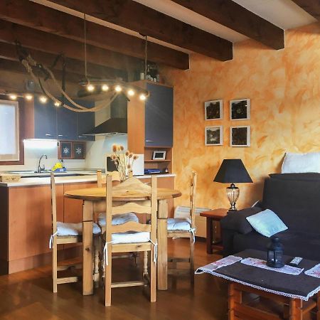 Duplex Altos De Santiago Buhardilla Leilighet Villanúa Eksteriør bilde